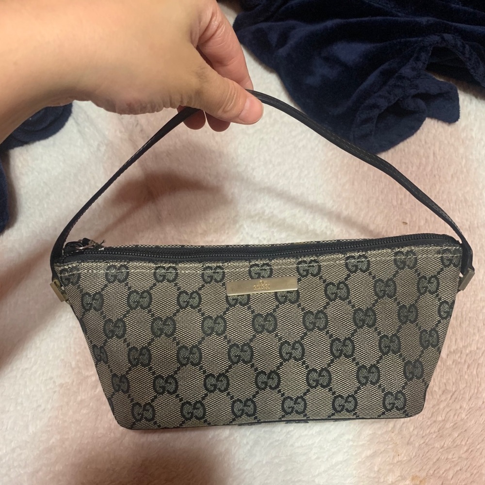 COPY - Gucci boat handbag